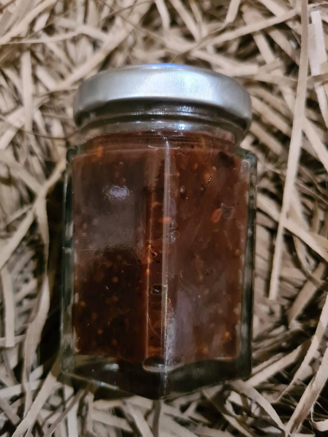 60ml Caramelised red onion and fig chutney